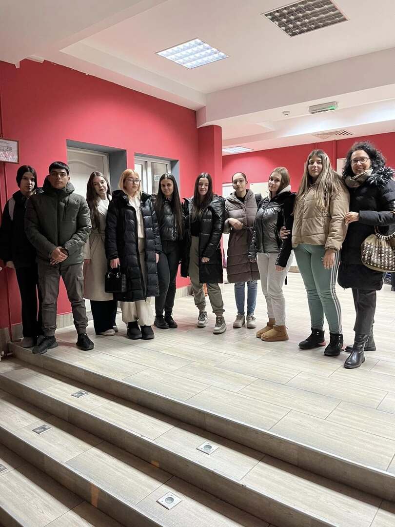 Позоришна представа „Чеховљеви водвиљи“