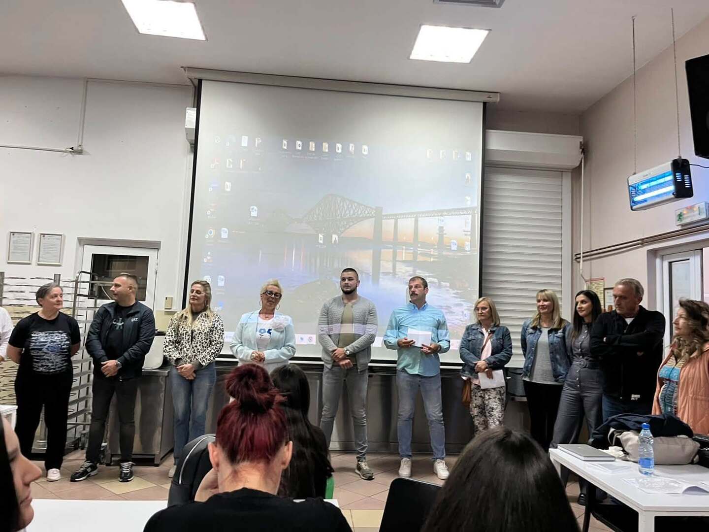 Делић атмосфере са синоћњег дружења директорице, васпитне и ПП службе са ученицима!
